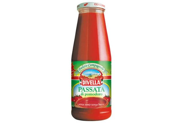 Divella Passata - Tomatoe Sauce (680g)